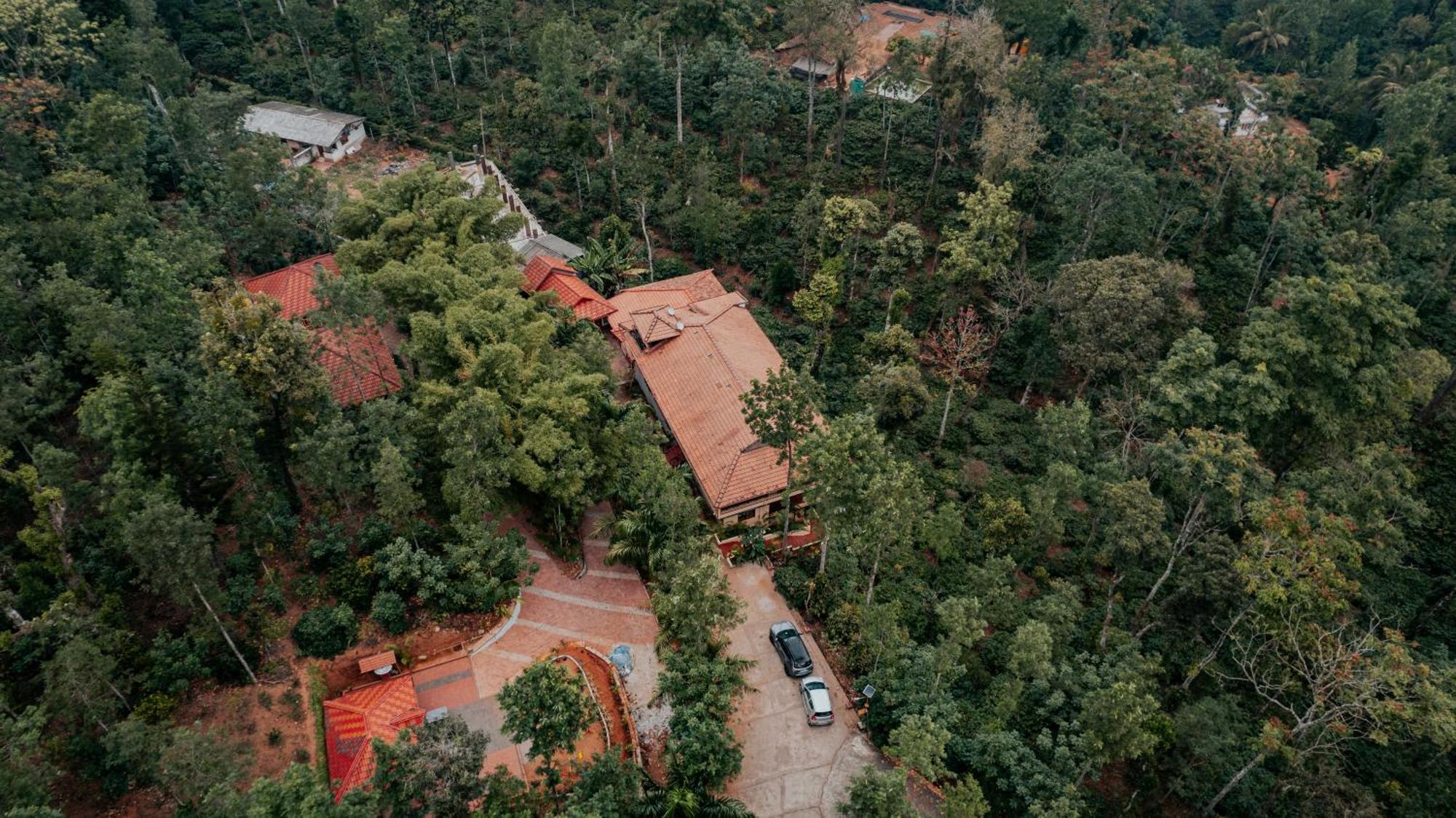 Kingmaker'S Plantation With River Stream Мадикери Екстериор снимка